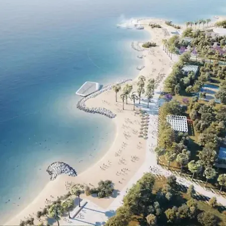 شقة Znjan Beachfront Luxury Beautiful New With Garden Jacuzzi And Sauna *