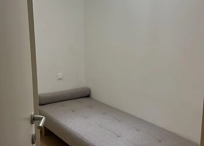 شقة Znjan Beachfront Luxury Beautiful New With Garden Jacuzzi And Sauna سبليت