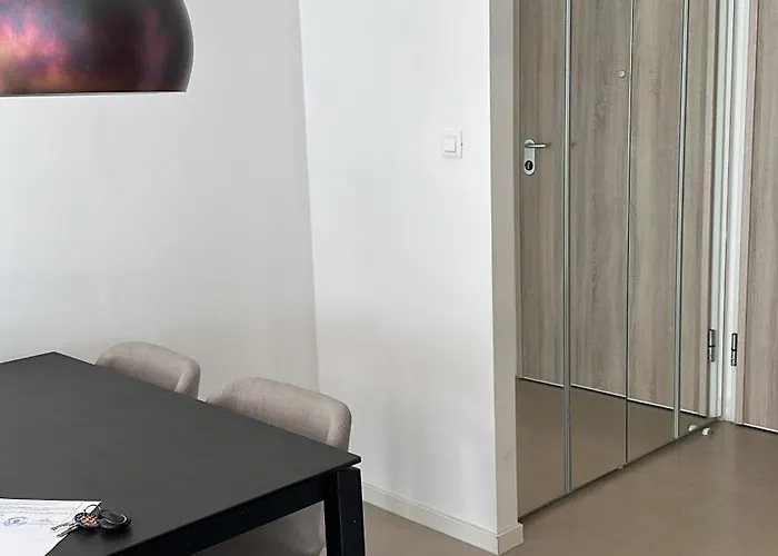 Znjan Beachfront Luxury Beautiful New With Garden Jacuzzi And Sauna * سبليت